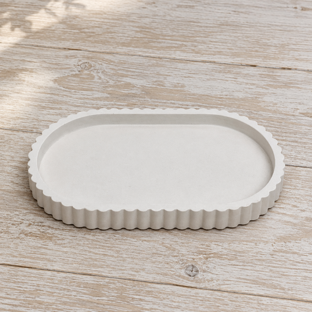 Bandeja Aura oval com rebordo ondulado em Raysin branco